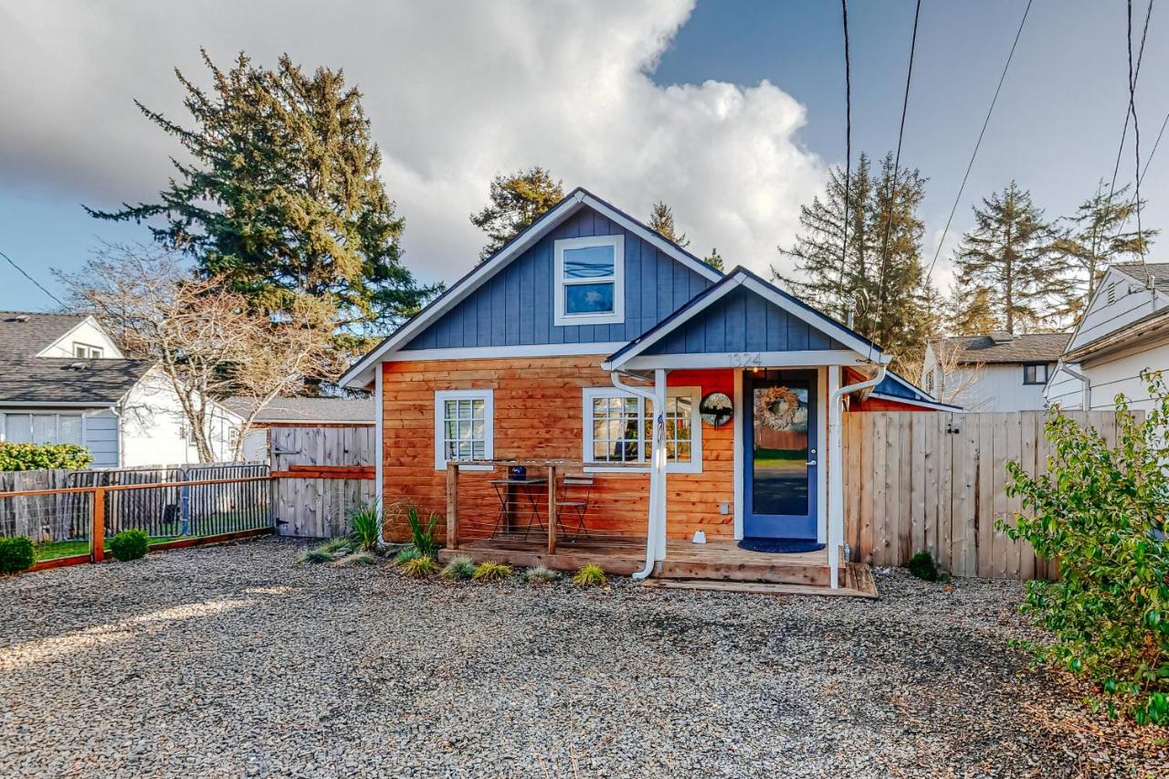 Siletz Bay Getaway Villa Lincoln City Exteriör bild