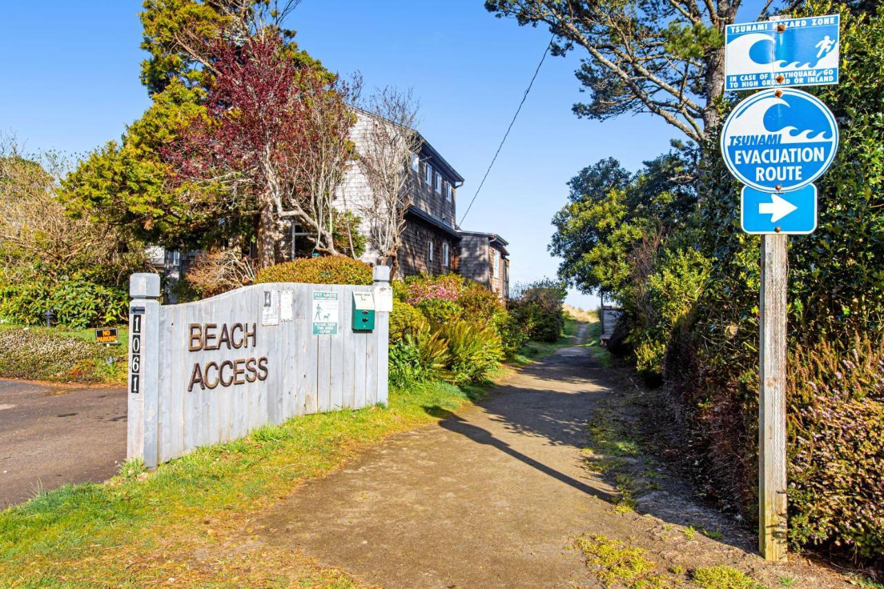 Siletz Bay Getaway Villa Lincoln City Exteriör bild